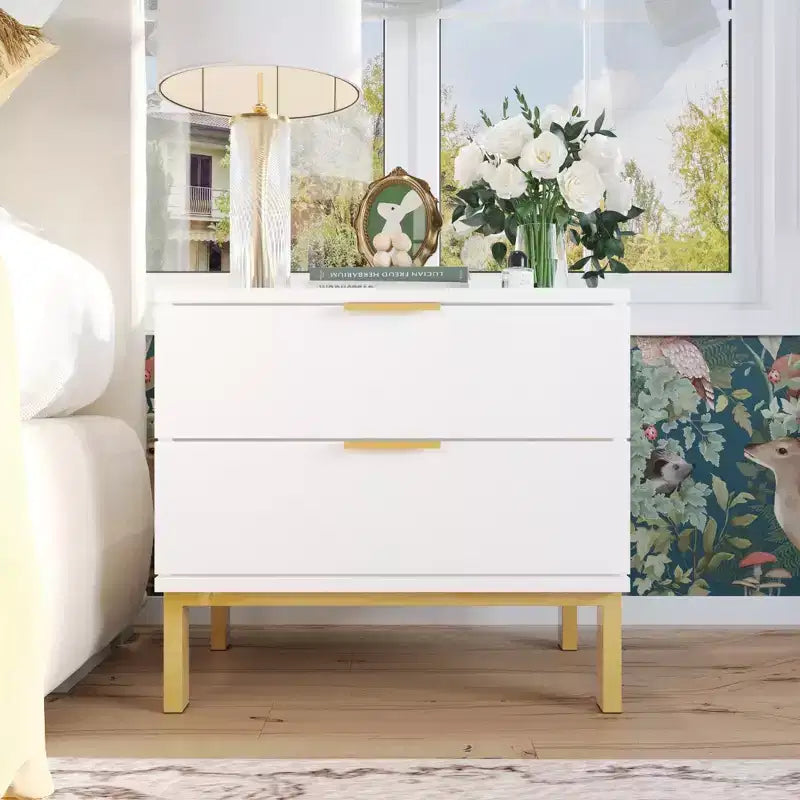 Mesita de noche moderna de dos cajones con acabado de veta de madera