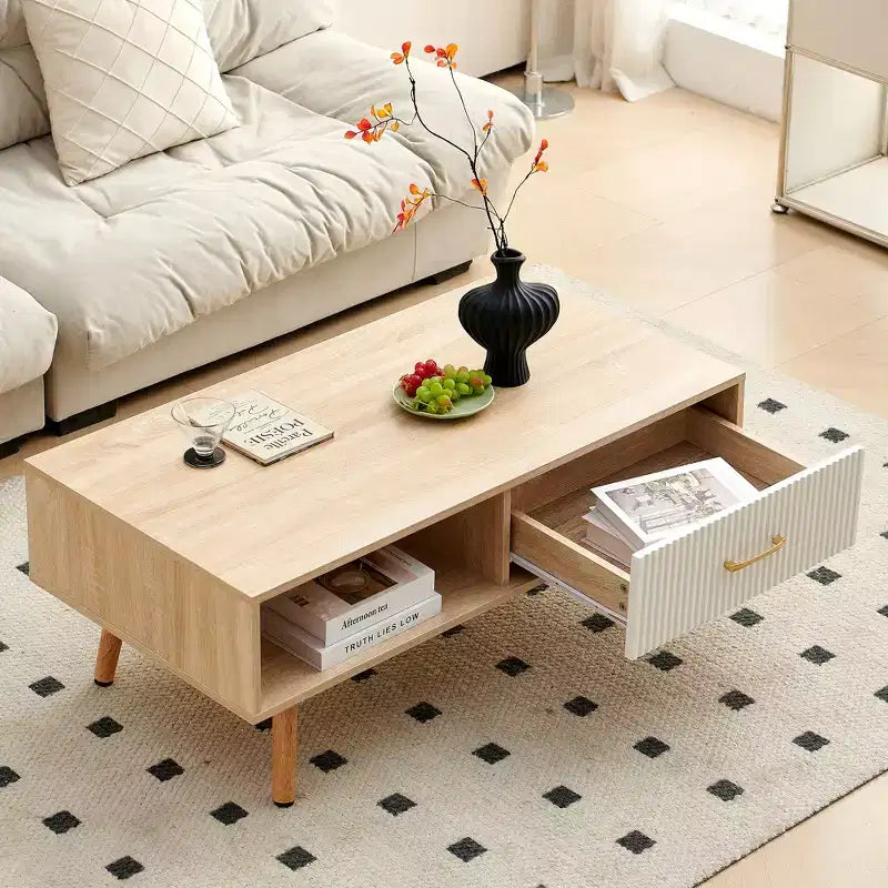 41W Couchtisch, Beistelltisch mit Schiebeschublade, Beinen aus Massivholz und verstellbaren PVC-Füßen, Natur/Weiß/Walnuss