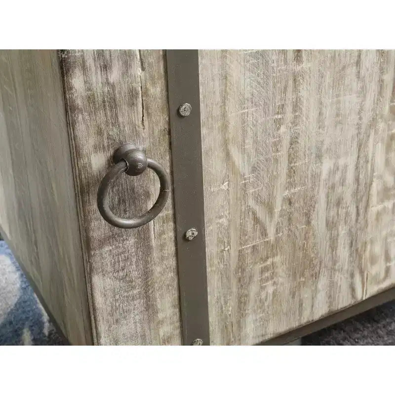 Gabinete decorativo, blanco lavado