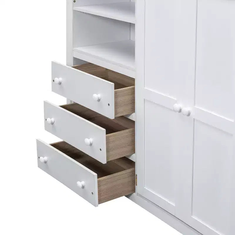 Hochbett in Doppelbettgröße mit Schreibtisch, Einbauschrank, Regalen und Schubladen