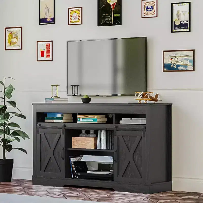 Meuble TV de style campagnard avec porte de grange coulissante pour téléviseurs jusqu'à 65''+, centre de divertissement de 34 de haut pour chambre et salon