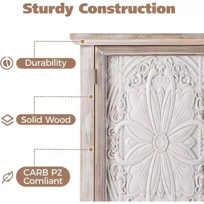 Rustikaler Akzentschrank mit 3 geschnitzten Türen, Vintage-Sideboard mit Regalen