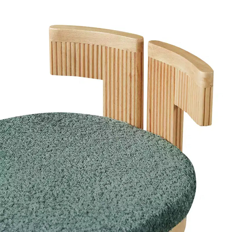 Moderner Esszimmerstuhl aus Gummibaumholz mit Bouclé-Polsterung (2er-Set)