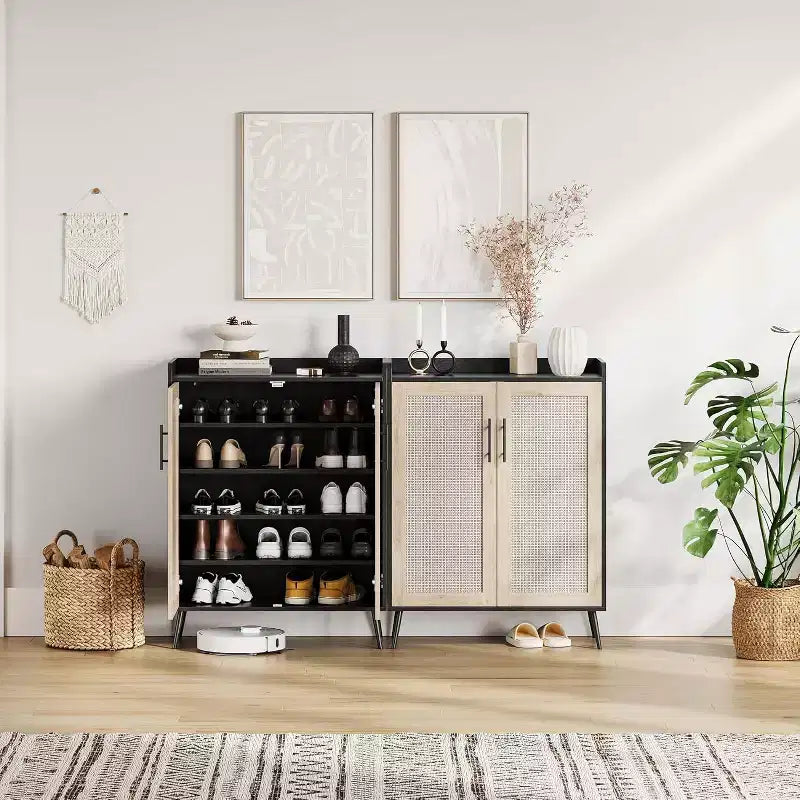 Meuble à chaussures en rotin à 5 niveaux, avec pieds en métal renforcés, rangement à chaussures de style maison de campagne pour l’entrée, le couloir ou le salon, noir